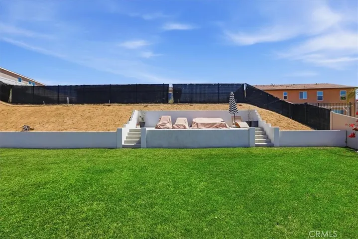7528 Haystack Loop, Riverside, California 92507
