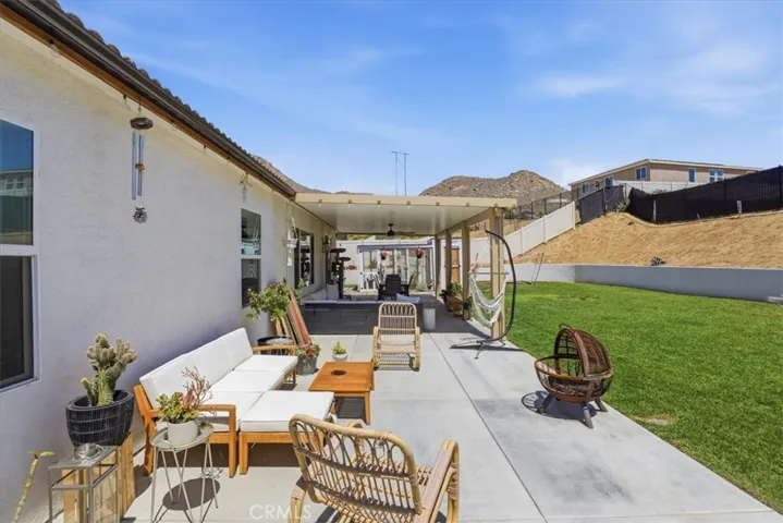 7528 Haystack Loop, Riverside, California 92507