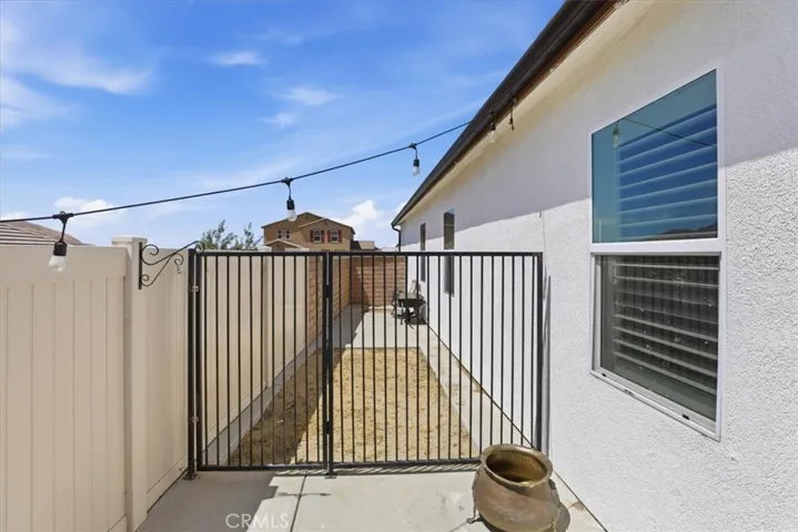7528 Haystack Loop, Riverside, California 92507