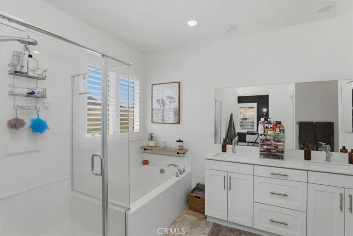 7528 Haystack Loop, Riverside, California 92507