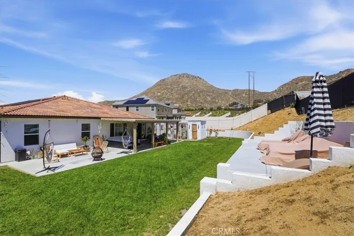 7528 Haystack Loop, Riverside, California 92507