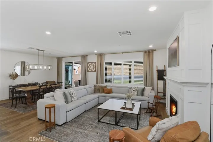 7528 Haystack Loop, Riverside, California 92507