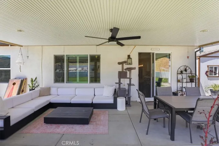 7528 Haystack Loop, Riverside, California 92507