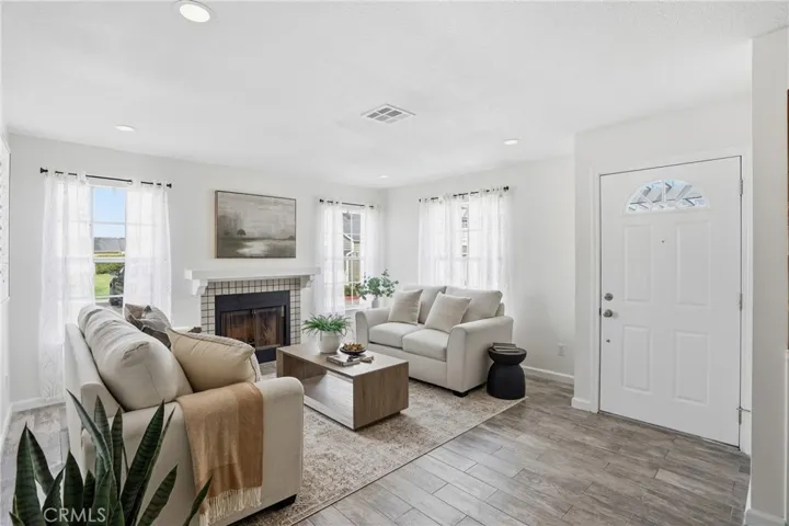 802 Del Rey, Santa Maria, California 93454