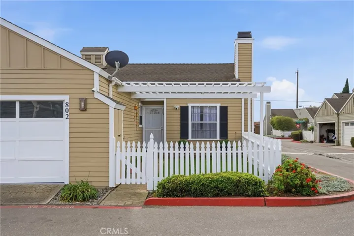 802 Del Rey, Santa Maria, California 93454