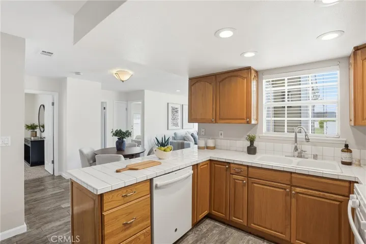 802 Del Rey, Santa Maria, California 93454