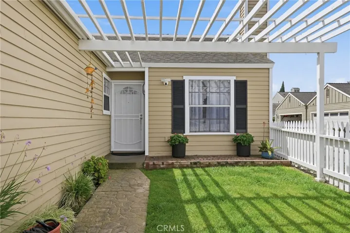802 Del Rey, Santa Maria, California 93454