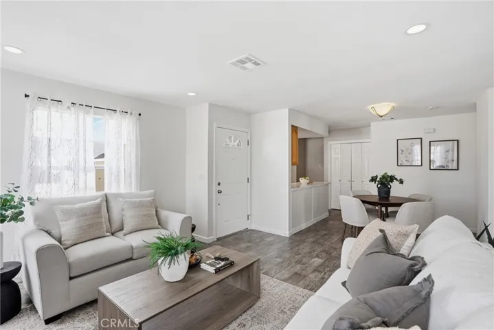 802 Del Rey, Santa Maria, California 93454