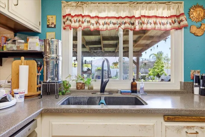 18-Kitchen