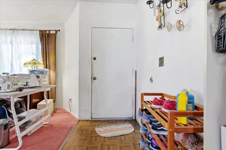 07-Front Door