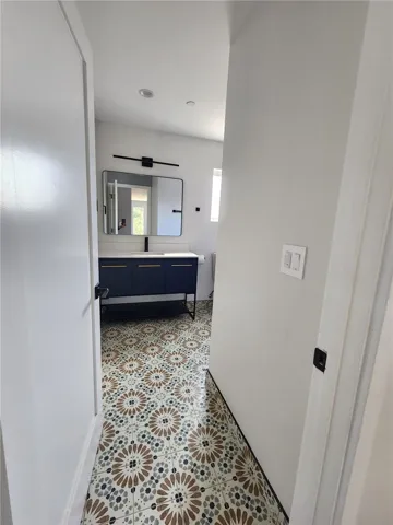 9033 Lindley Avenue, Northridge, California 91325