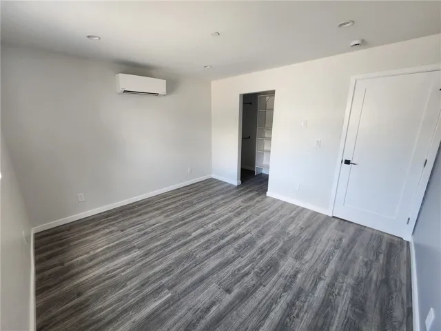 9033 Lindley Avenue, Northridge, California 91325