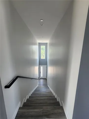 9033 Lindley Avenue, Northridge, California 91325
