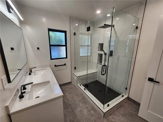 9033 Lindley Avenue, Northridge, California 91325