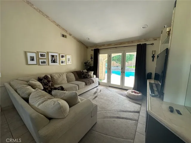 11296 Heathcliff, Riverside, California 92505