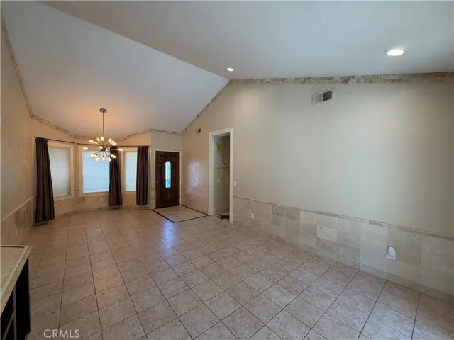 11296 Heathcliff, Riverside, California 92505