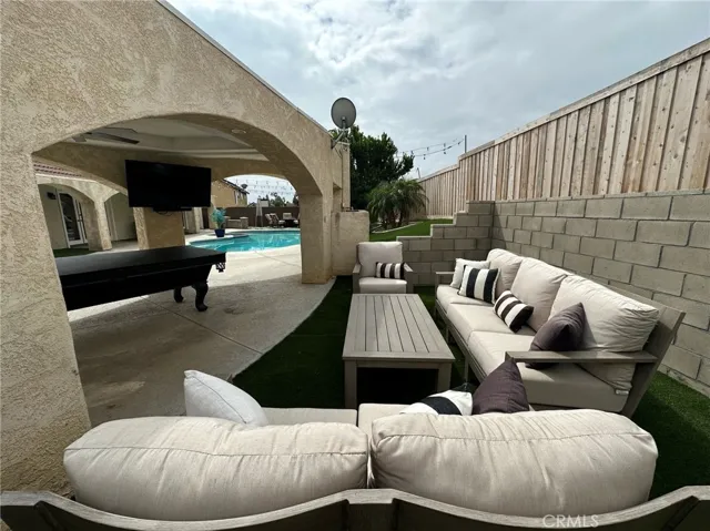 11296 Heathcliff, Riverside, California 92505