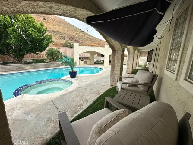 11296 Heathcliff, Riverside, California 92505