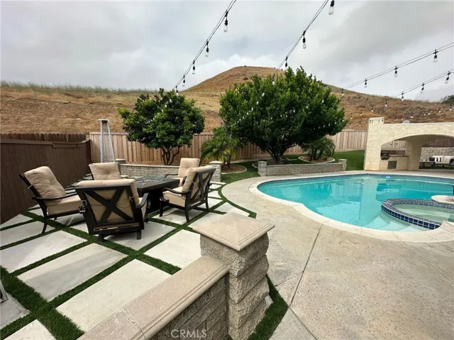 11296 Heathcliff, Riverside, California 92505