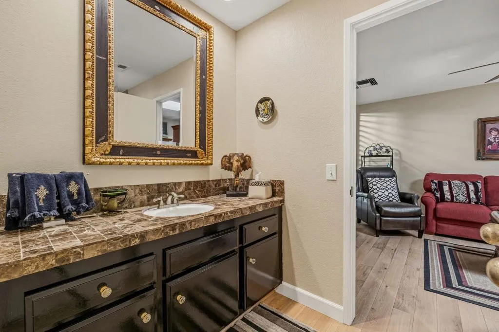 55-web-or-mls-2H8A1769
