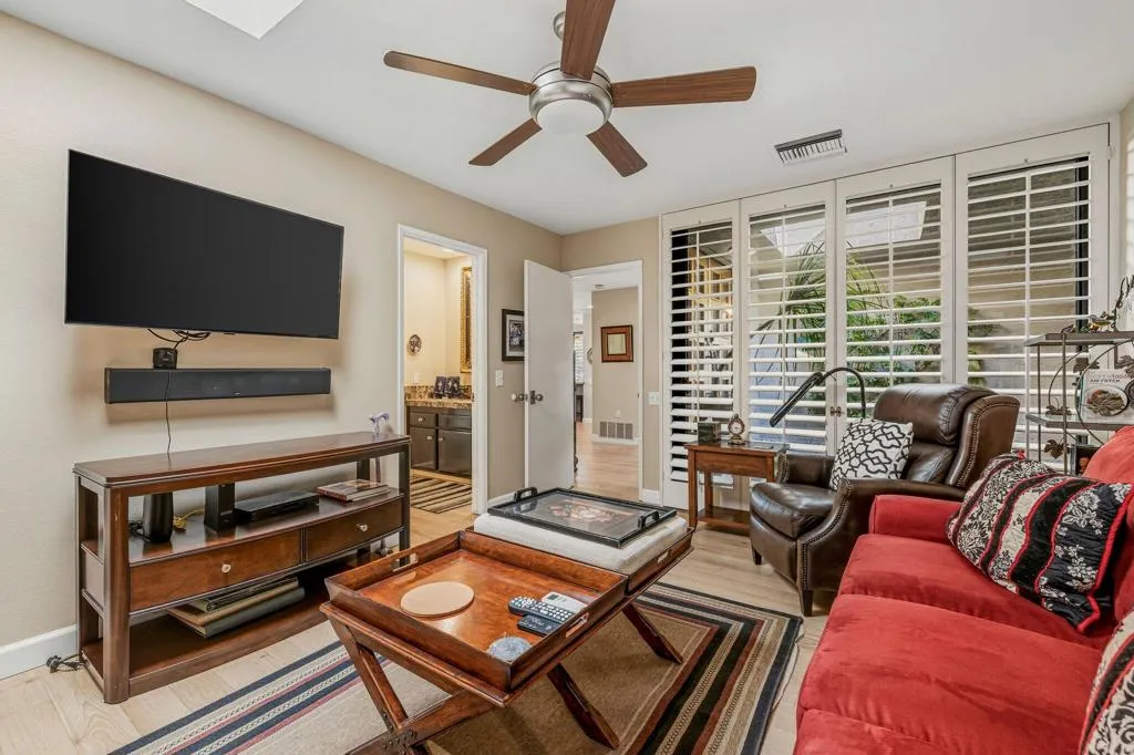 52-web-or-mls-2H8A1784