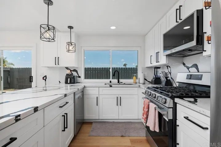 851 Casa De Oro Pl, Escondido, California 92025