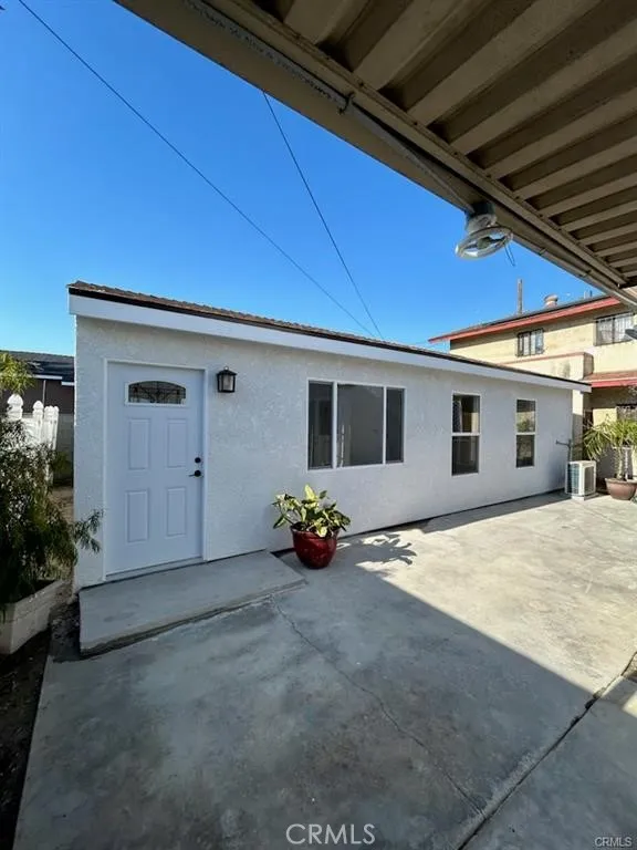 Back house
property is tenant occupied