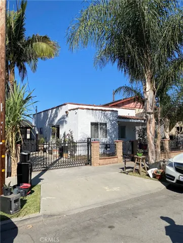 Front house

property is tenant occupied