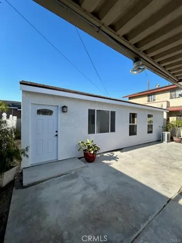Back house
property is tenant occupied