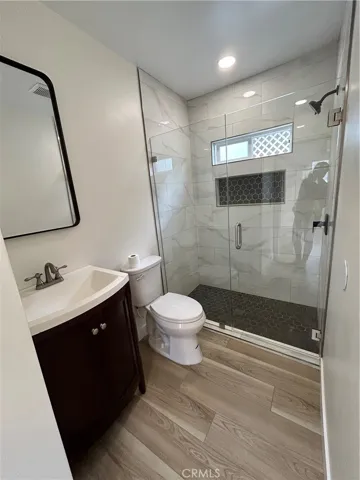 Front house Bath