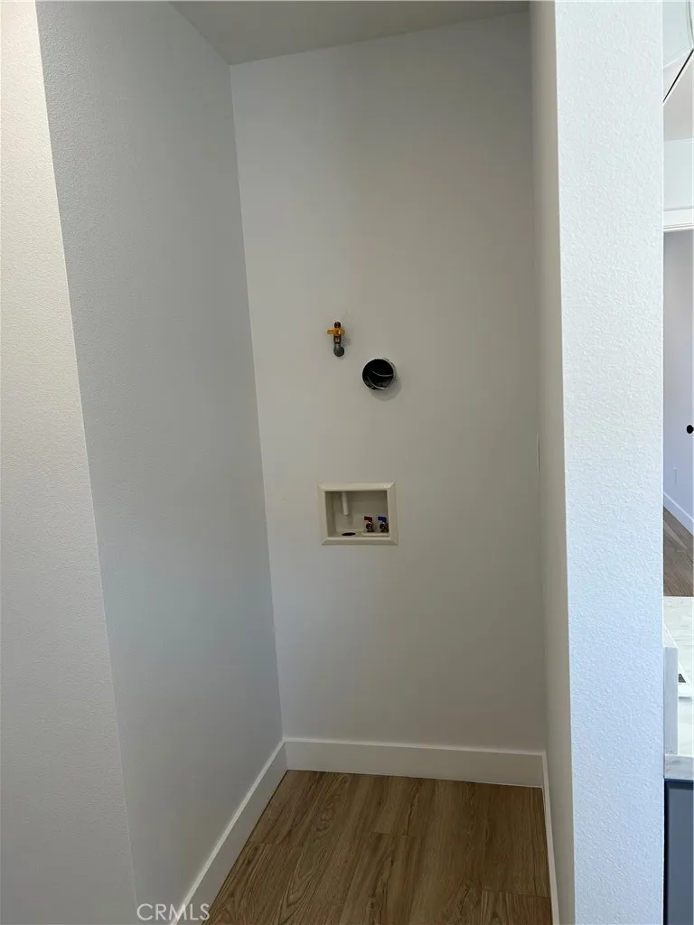 BH Washer Dryer Cove