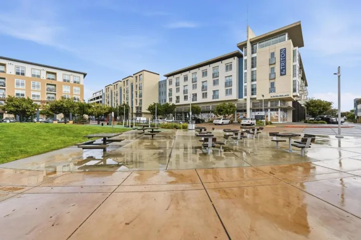 502 Starfish Lane, Foster City, California 94404