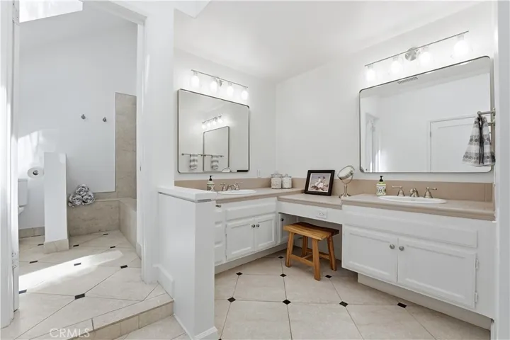 106 Avenida Mesita 22, San Clemente, California 92673
