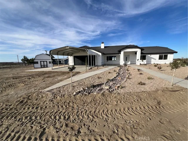 12911 Corton, Phelan, California 92371