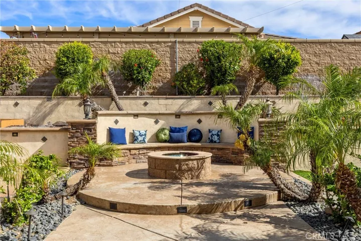 15996 Cascade, Fontana, California 92336