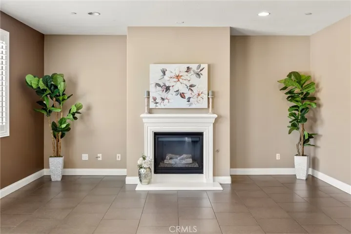 15996 Cascade, Fontana, California 92336