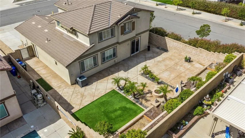 15996 Cascade, Fontana, California 92336
