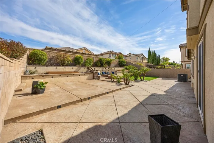 15996 Cascade, Fontana, California 92336