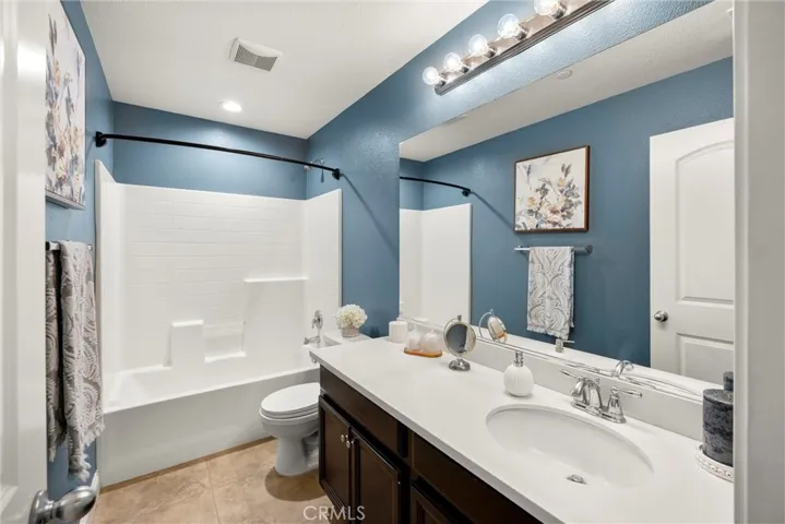 15996 Cascade, Fontana, California 92336