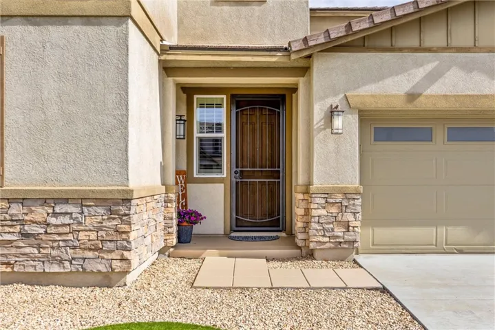 15996 Cascade, Fontana, California 92336