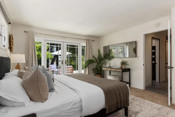 2136SunnybankDr-112