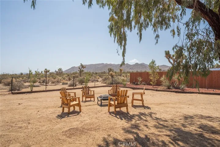 7379 Chippewa Trail, Yucca Valley, California 92284