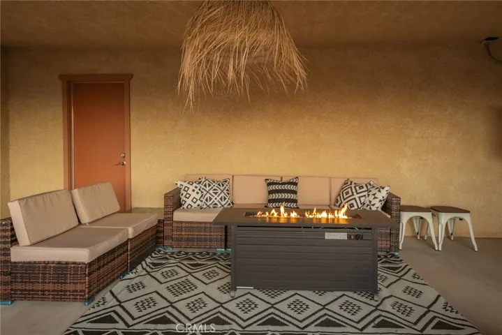 7379 Chippewa Trail, Yucca Valley, California 92284