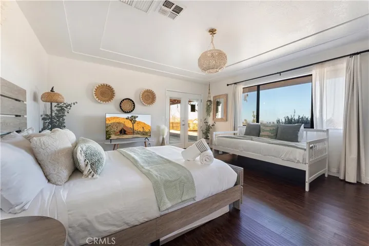 7379 Chippewa Trail, Yucca Valley, California 92284