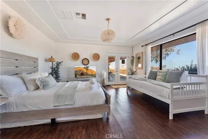 7379 Chippewa Trail, Yucca Valley, California 92284