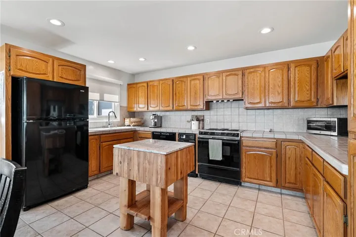 3156 Hillside Court, Kelseyville, California 95451