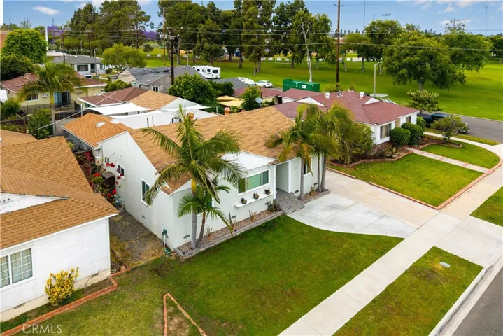 3945 Gondar Avenue, Long Beach, California 90808
