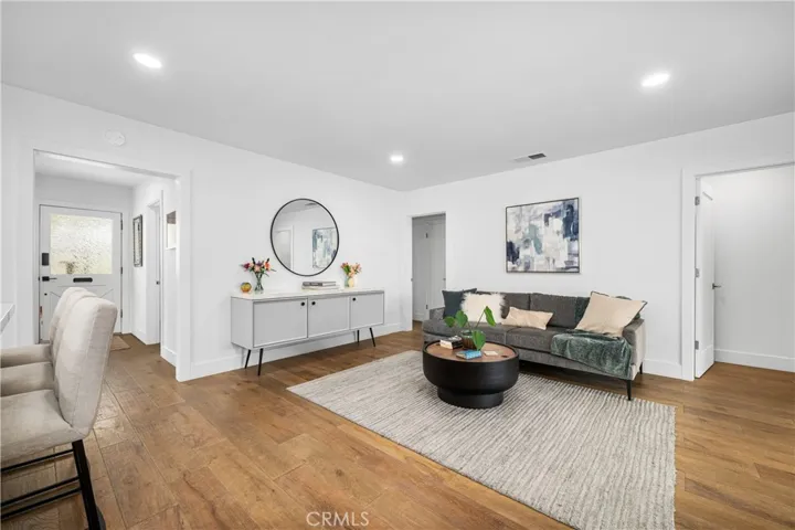 3945 Gondar Avenue, Long Beach, California 90808