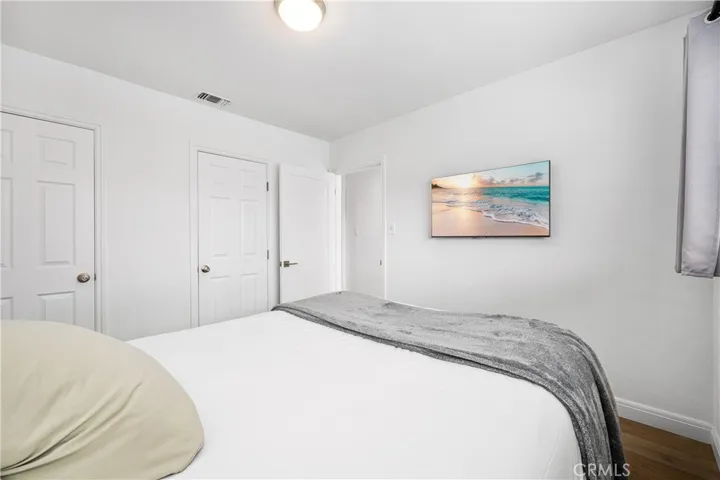 3945 Gondar Avenue, Long Beach, California 90808