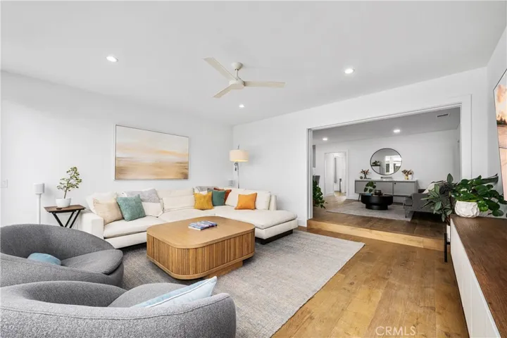 3945 Gondar Avenue, Long Beach, California 90808